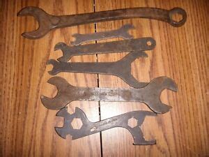 6 ANTIQUE FORD AUTO TOOLS WRENCHES MODEL T / A | eBay