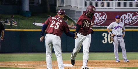 Riders Hit Three Homers In 6 4 Loss To Midland Roughriders