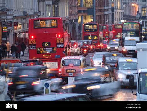 Heavy Traffic Congestion London England Stock Photo Alamy