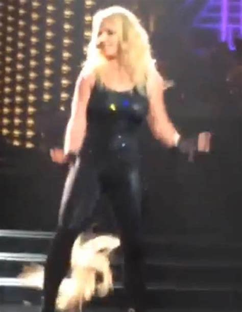 Watch The Moment Britney Spears Hair Extensions Fall Out On Stage In