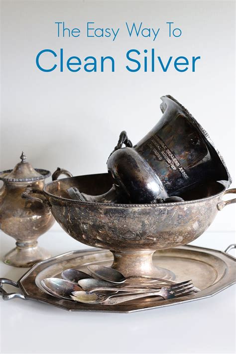 Clean Silver With Baking Soda And Aluminum Foil In 2021 How To Clean