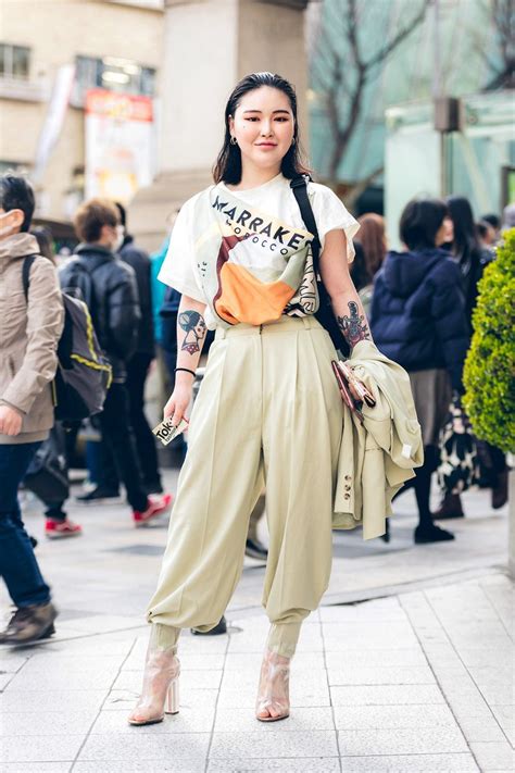 Street Style The Best Street Style From Tokyo Fashion Week Fall 2019