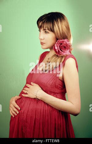 Nackte Schwangere Frau Stockfotografie Alamy