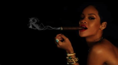 Rihanna Shakira Sexy Smoking Cant Remember To Forget You Cigar Hd