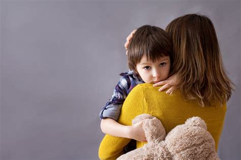How To Raise A Resilient Child Moms Hug