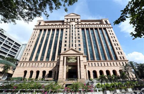 Bank ini terdaftar di bursa saham malaysia pada tahun 1967. Aug 17: Bursa Malaysia opens higher | New Straits Times ...