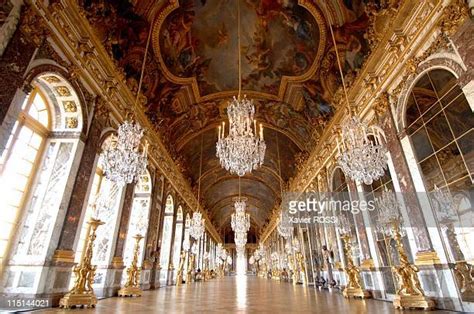 Versailles Hall Of Mirrors Photos And Premium High Res Pictures Getty
