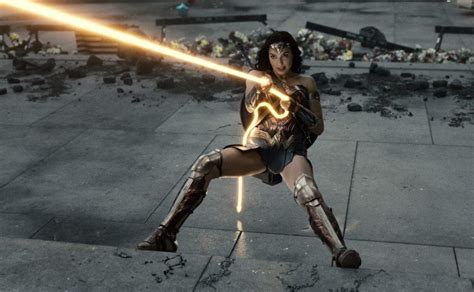 ‘justice League Snyder Cut Delivers A Better Wonder Woman Indiewire