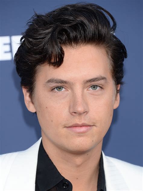 Cole sprouse addresses lili reinhart split for the first time, wishes her 'love and happiness'. Cole Sprouse - FILMSTARTS.de