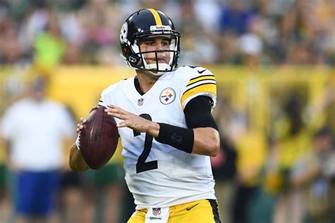 Mike Tomlin blames 'cut and paste' for Steelers' QB depth chart mix-up