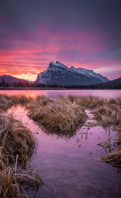 My Favorite Place To Watch The Sun Come Up Vermillion Lakes In Banff