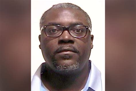 Breaking911 On Twitter Florida Man Who Posed As Surgeon Swindled 750k From Over 20 Women Is