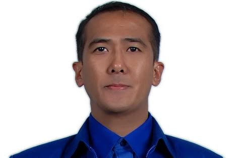 Dia (harun masiku) sempat kirim kabar, tanggal 7 januari dia sudah balik ke jakarta. KPK vs PDIP dan Misteri Keberadaan Harun Masiku - Telaah ...