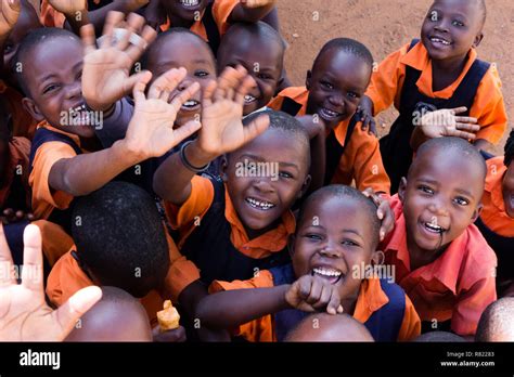 African Children Happy Face Hi Res Stock Photography And Images Alamy