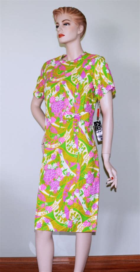 vintage 60s psychedelic mod man men dress floral twiggy