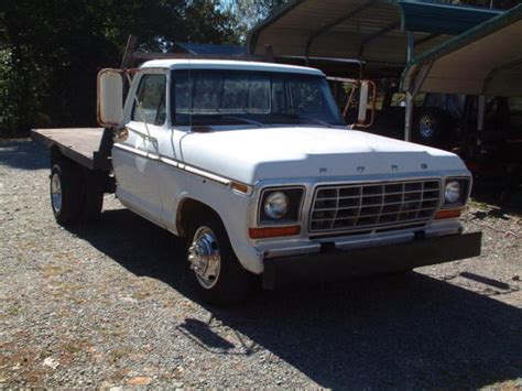 1978 Ford F 100 Farm Truck 1 Ton Flatbed Chassis V 8 Low Range