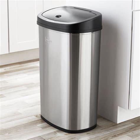 7 Best Touchless Trash Cans Of 2023 Simplehuman Itoucless And More