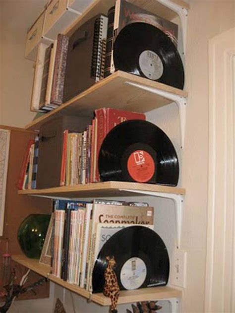 Top 14 Most Creative Uses For Old Vinyl Records Records Diy Vinyl