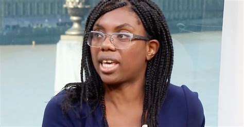 How Conservative Mp Kemi Badenoch Deals With Twitter Abuse