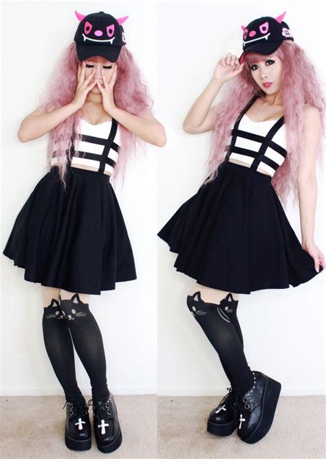 Kawaii Girl With Pastel Goth Look With Black Skirt Cat Leggings And