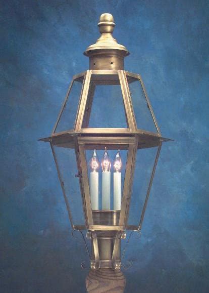 Colonial Style Post Light Handcrafted In America Hammerworks