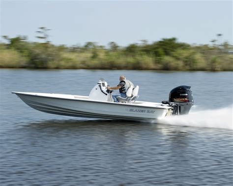 Research 2015 Blazer Boats 675 Ultimate Bay On