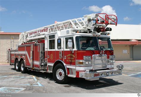 Pierce Ladder Truck Terrytown Fifth District Volunteer Fire Department