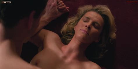 Betty Gilpin Glow S E Free Nude Actress Hd Porn Xhamster