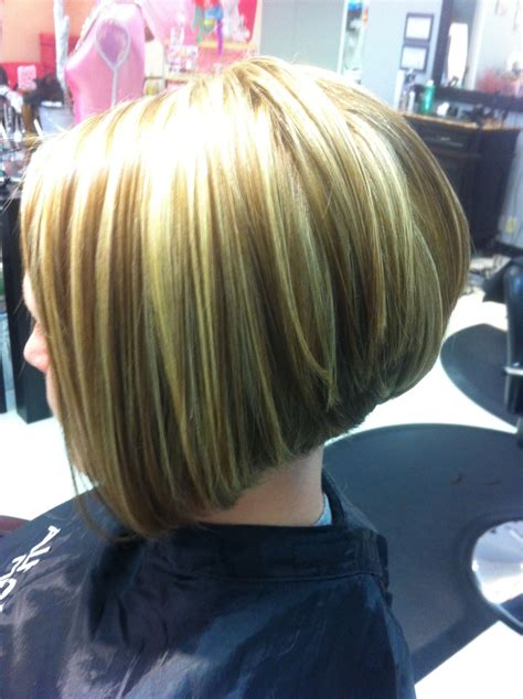 Plenty of women choose bob haircuts to shorten their hair. Pin by Frozen Mocha on My Artistry | Bob hairstyles, Messy ...