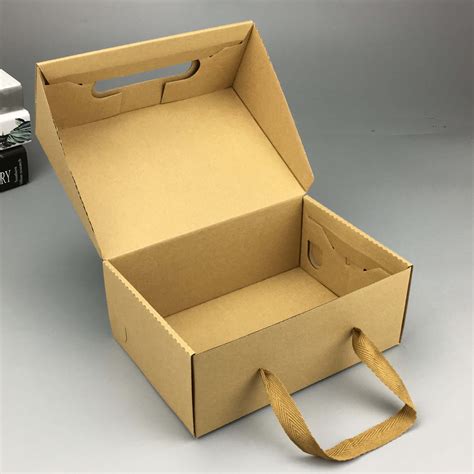 Custom Printed Logo Eco Corrugated Cardboard T Shoes Box With Handle