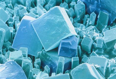It also forms nice cubic crystals that are, unlike copper compounds, stable on no surprise that almost every crystal growing book for kids recommends table salt as a good material to try. Coloured SEM of common salt, sodium chloride - Stock Image ...