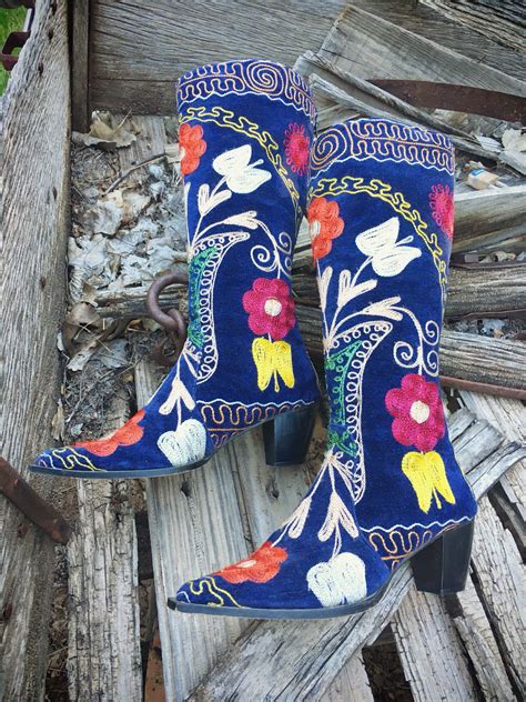 Vintage Embroidered Boot For Womens Eu Size 39 Faux Suede Royal Blue