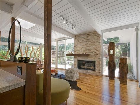 Modern Ranch Style House Interior