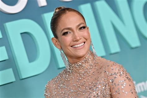 Jennifer Lopez Revealed A New Chocolate Brown Hair Color Glamour
