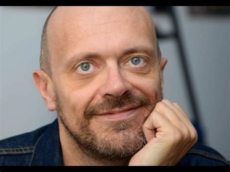 Che effetto mi farà però adesso che. Gli accordi di L'universo tranne noi di Max Pezzali ...