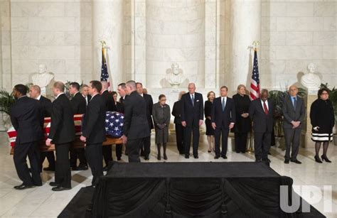 Photo Antonin Scalia Lies In Repose In Supreme Court Wax20160219205