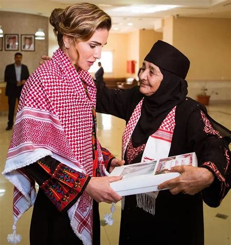 Queen Rania Visited Maan To Meet With Women Activists