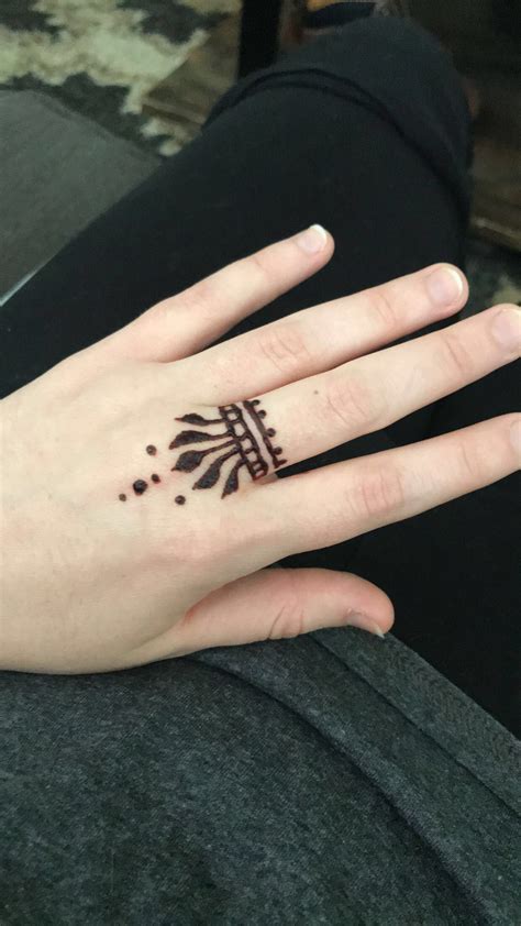 79 Creative Basic Henna Tattoo Designs Photo Ideas Creative Design Ideas