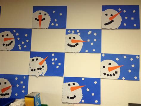 Our Class Snowman Art Project Winter Art Projects Kindergarten Art