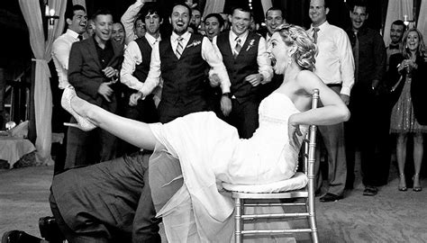 15 American Wedding Traditions That Have Shocking Origins