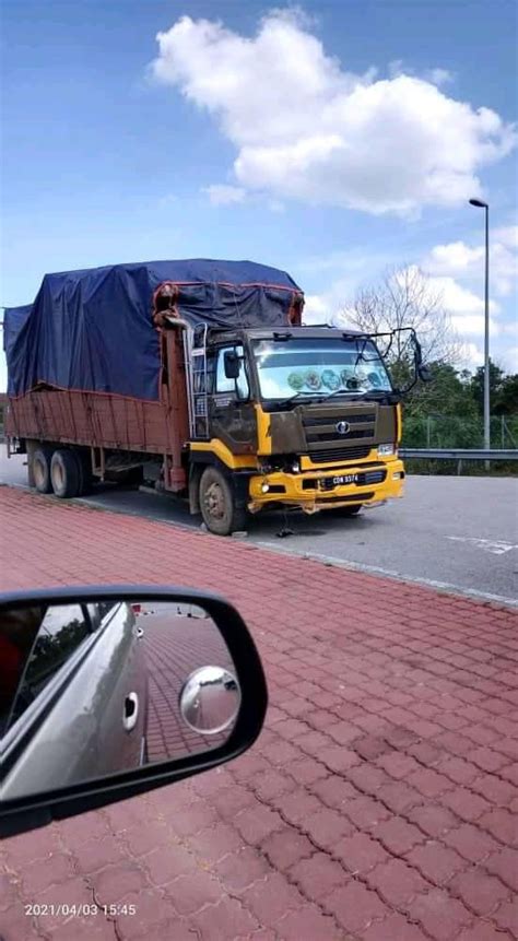 Check spelling or type a new query. (Video) 'Haram punya pemandu lori! Disebabkan kau 4 ...