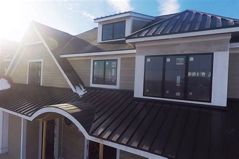 Standing Seam And Asphalt Roof Case Study Mequon Wi Bci Exteriors