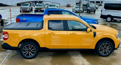 Ford Maverick Parked Next To Ranger Shows Just How Compact The Blue