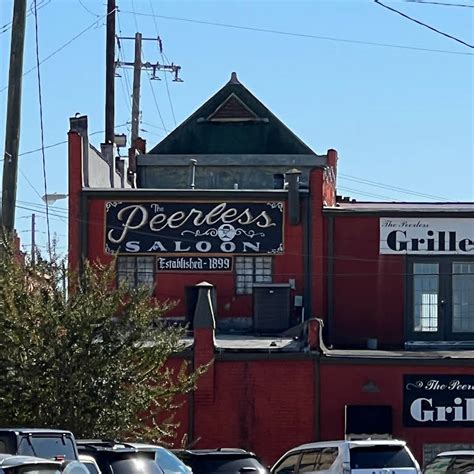 Peerless Saloon And Grille Restaurant In Anniston