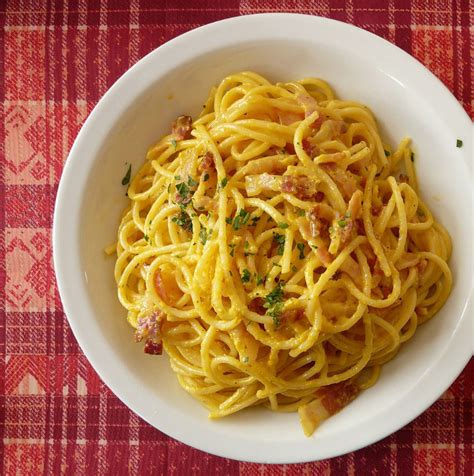 la recette originale des spaghetti à la carbonara les pâtes à la carbo