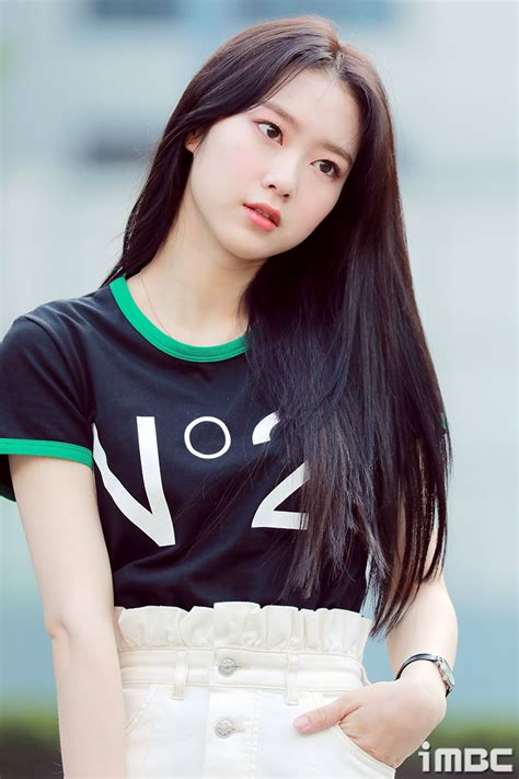 오마이걸 지호 어제자 디스패치 사진. 포토 오마이걸 지호, 자꾸만 보게되는 시크한 매력