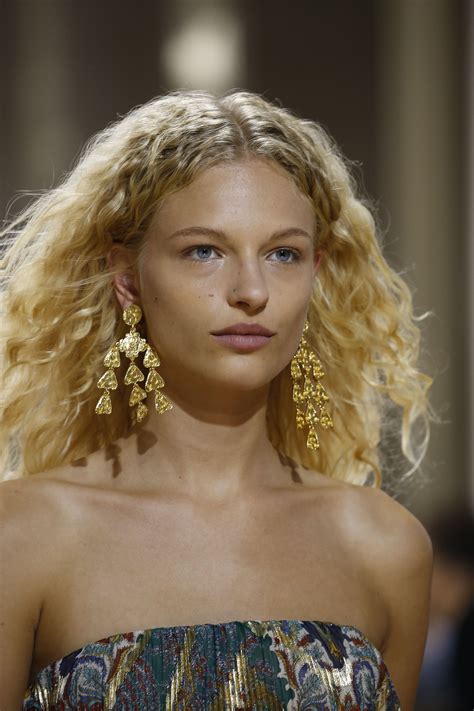 Frederikke Is Luminous On The Runway Makeup By Maccosmetics Hair By Tresemme Long Hair Color