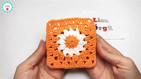 Crochet Daisy Granny Square