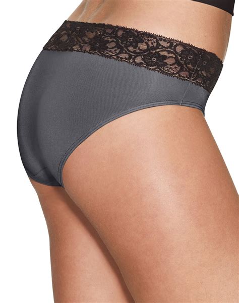 L241as Hanes Women`s Lace Smooth Secrets Hipster Panties 2 Pack