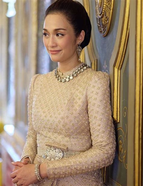 ครีม เปรมสินี น้ำตาคลอ รับเลิกสามี ทำทุกอย่างเต็มที่แล้ว. เจาะเบื้องหลังความสวยชุดเจ้าสาว ครีม-เปรมสินี จากแบรนด์ฝีมือคนไทย Amita Bridal